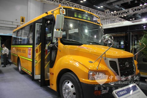 蜀都專用長(zhǎng)頭校車6900XED