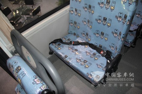 蜀都專用長(zhǎng)頭校車6900XED的軟化座椅