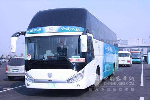 服務(wù)濟南全運會的中通客車