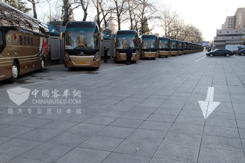 停駐在京西賓館的兩會(huì)保障車隊(duì)
