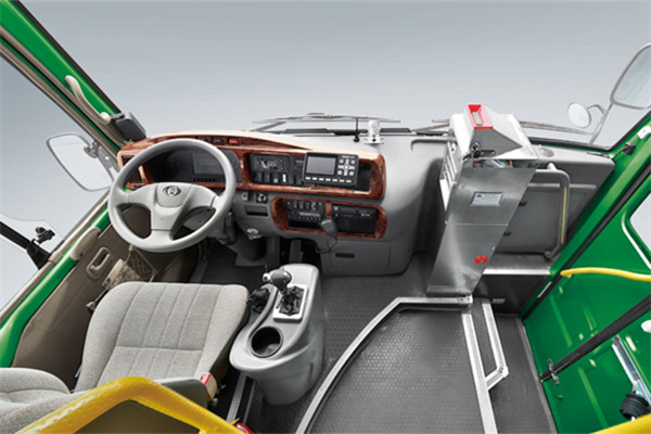 金旅XML6809JEV60C公交車（純電動(dòng)10-35座）