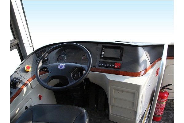申龍SLK6109ULE0BEVY公交車（純電動(dòng)10-40座）