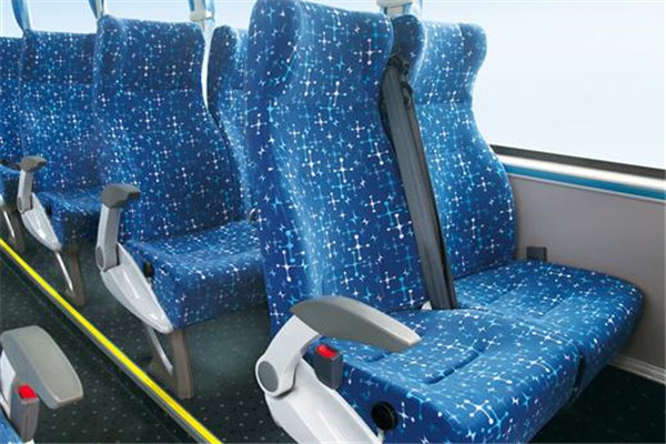 亞星YBL6117GHEVC1公交車（天然氣/電混動(dòng)國(guó)五24-49座）