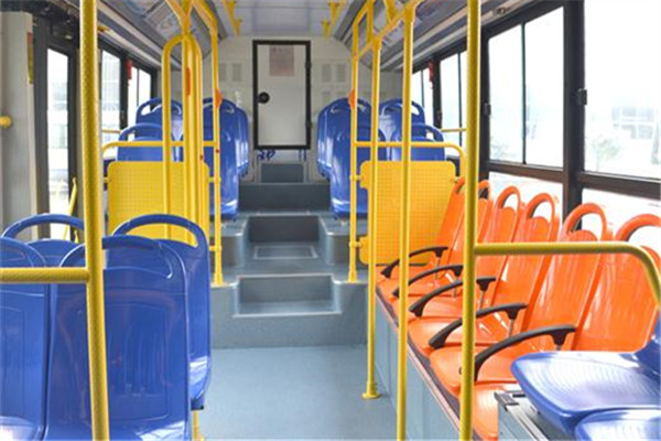 亞星JS6108GHEV7公交車（柴油/電混動(dòng)國五20-42座）