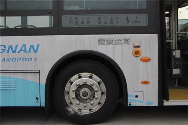 南京金龍NJL6129BEV17公交車(chē)（純電動(dòng)24-36座）