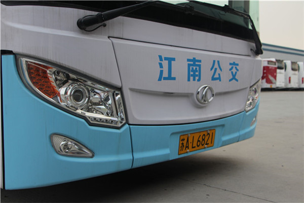 南京金龍NJL6129BEV17公交車(chē)（純電動(dòng)24-36座）