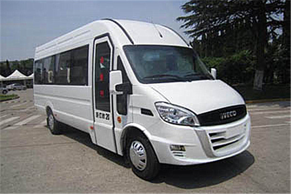 南京依維柯NJ6725DCY客車（柴油國(guó)五10-20座）