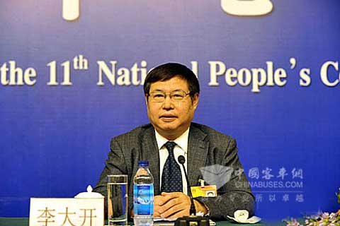 全國(guó)人大代表、陜西法士特集團(tuán)公司董事長(zhǎng)李大開